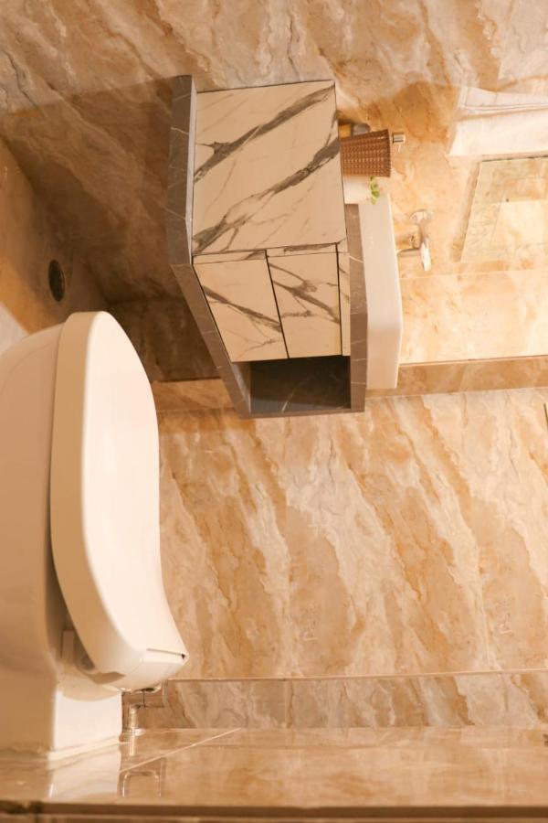 Hotel Mansa Канпур Экстерьер фото